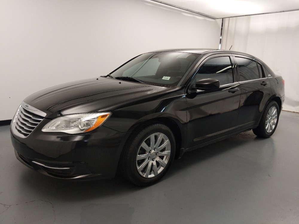 2014 Chrysler 200 - Driver Front Side