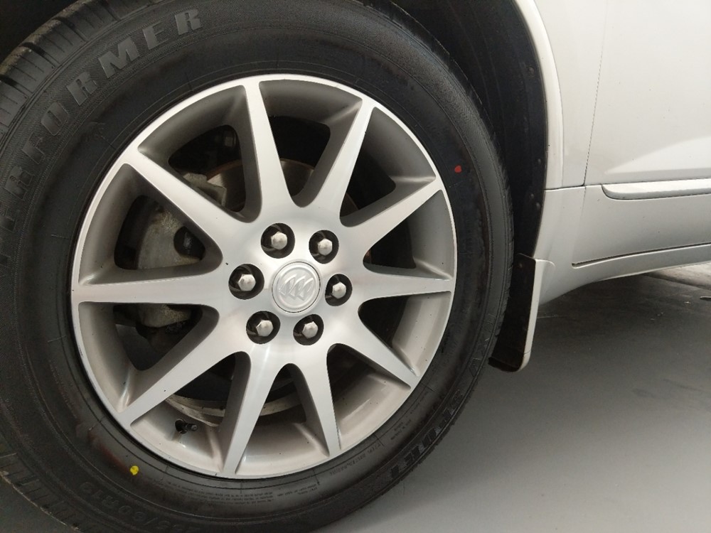 2015 Buick Enclave - Wheel