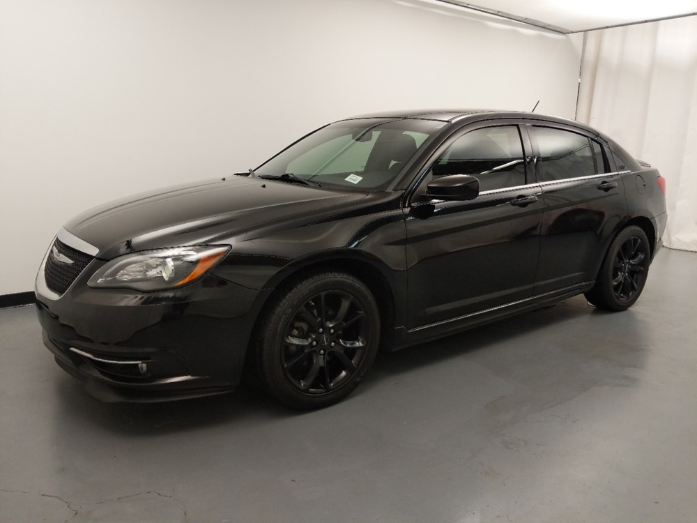 2014 Chrysler 200 - Driver Front Side