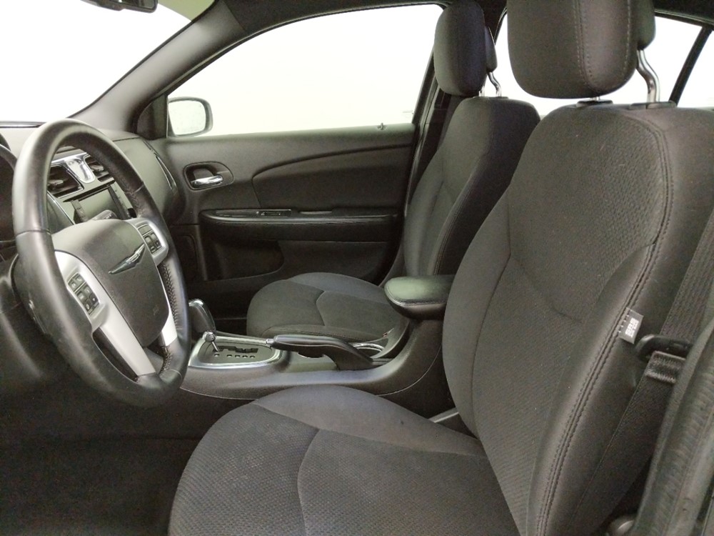 2014 Chrysler 200 - Driver Front Seat