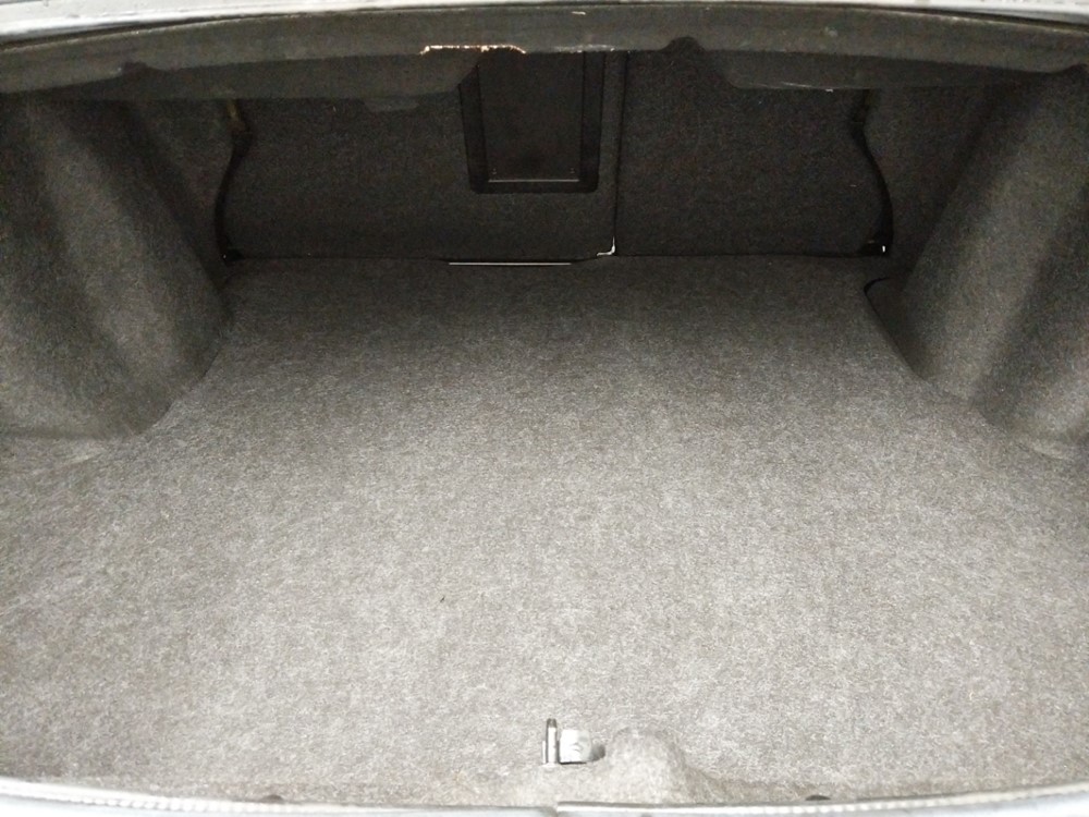 2014 Chrysler 200 - Trunk
