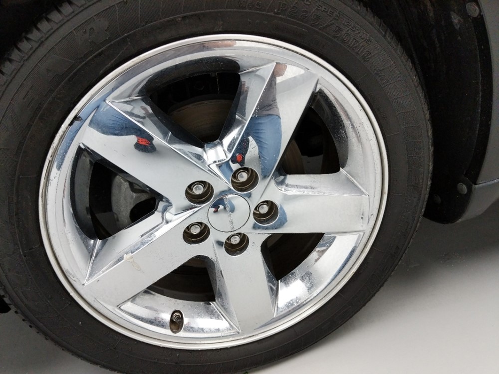 2014 Dodge Avenger - Wheel