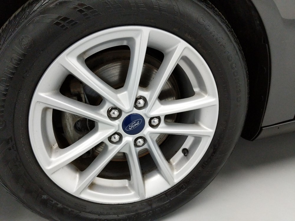 2017 Ford Focus - Wheel