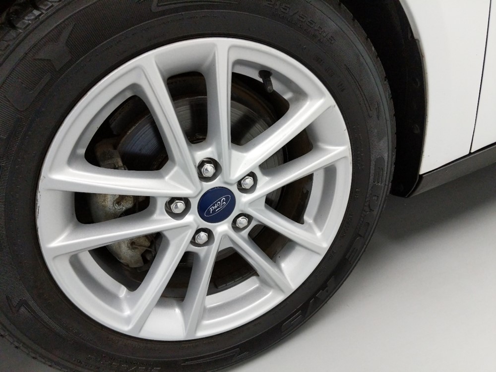 2017 Ford Focus - Wheel