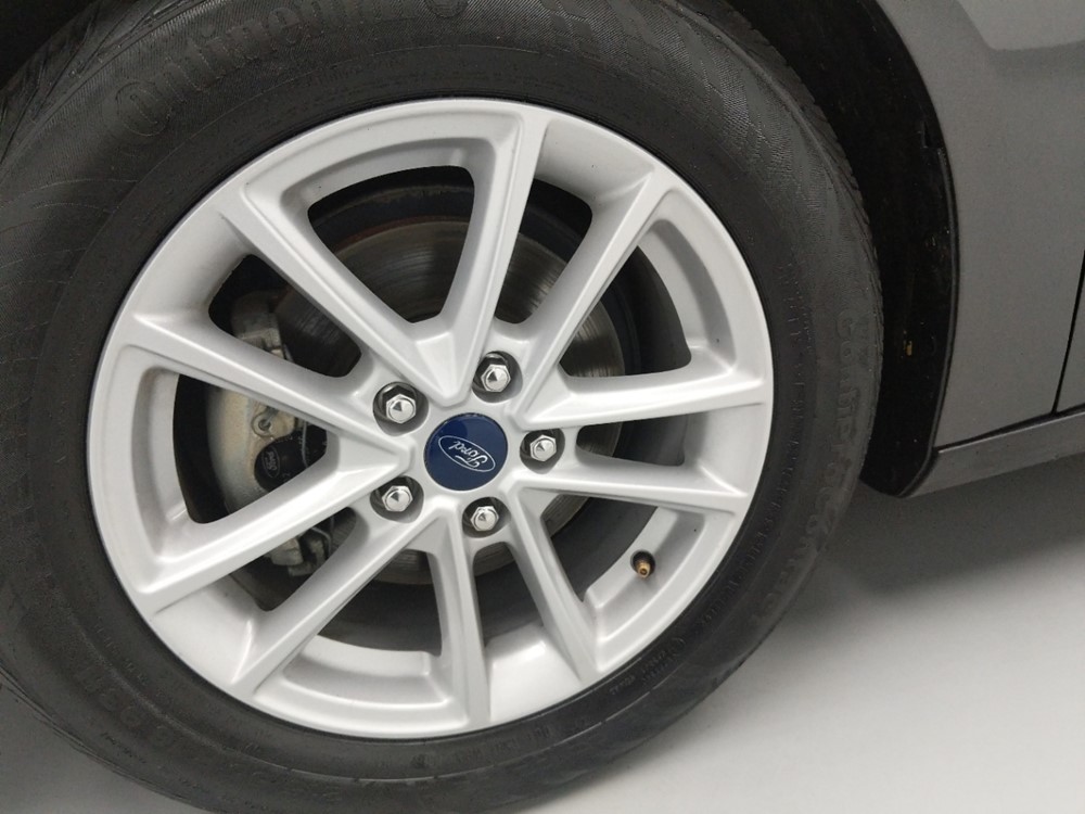 2017 Ford Focus - Wheel