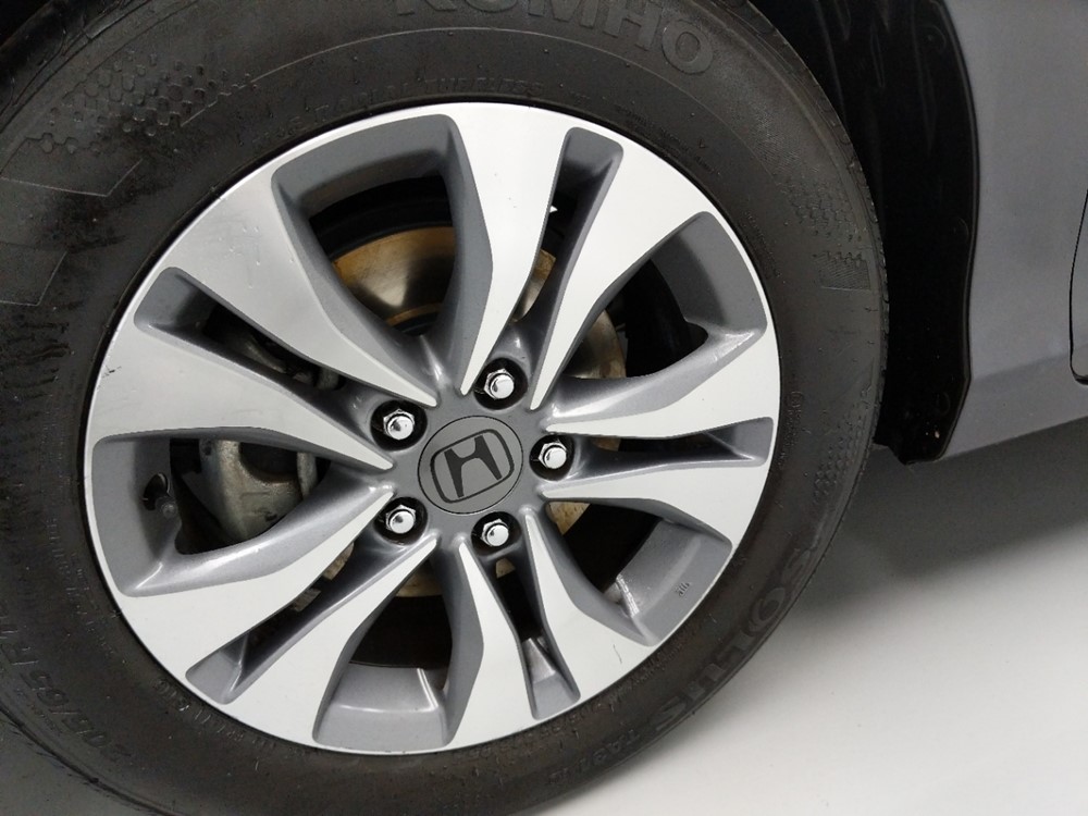 2014 Honda Accord - Wheel