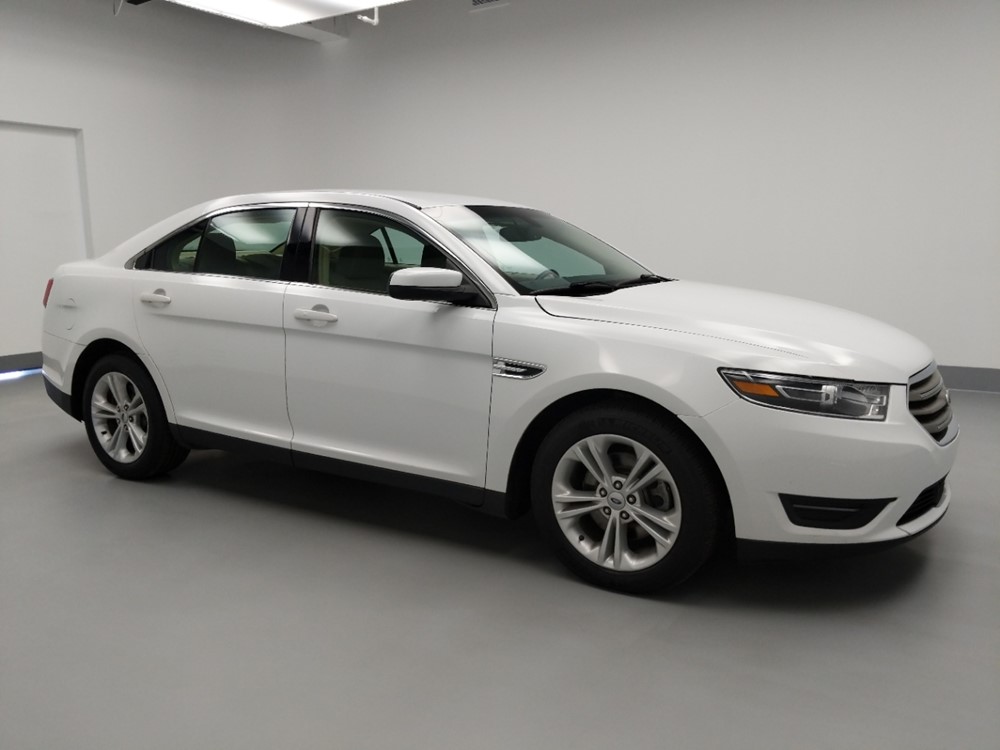 2016 Ford Taurus - Passenger Front Side