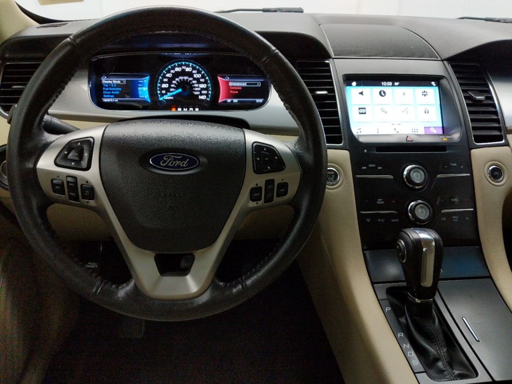 2016 Ford Taurus - Driver Dash