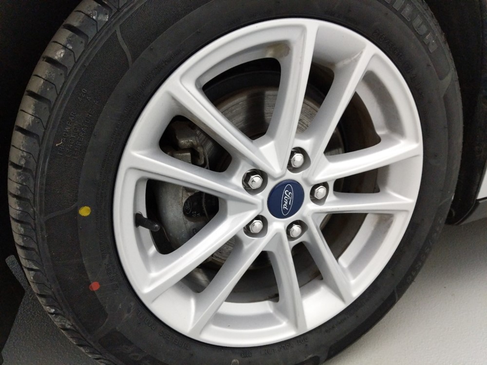 2017 Ford Focus - Wheel