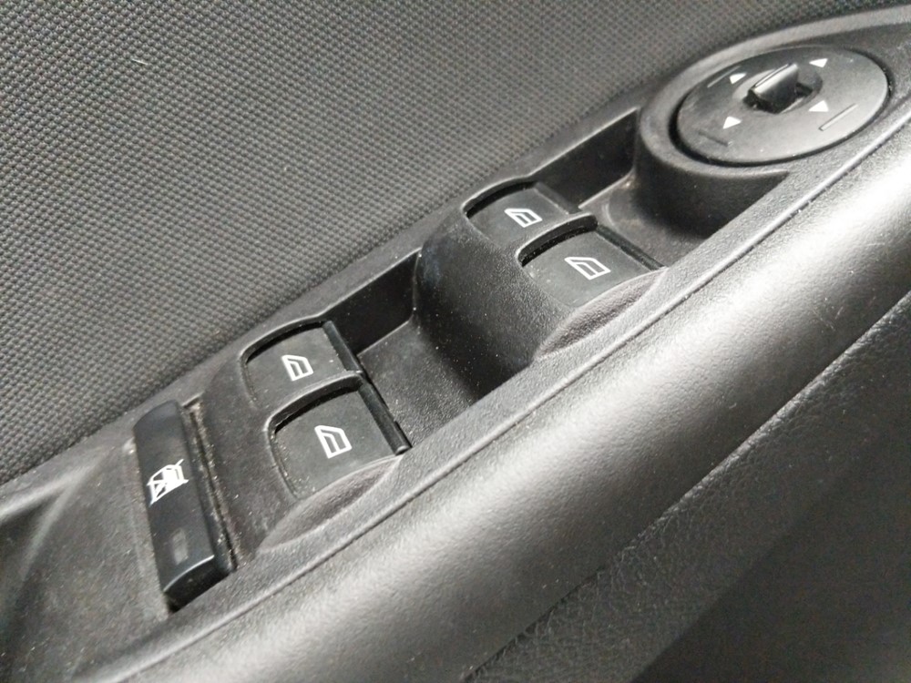 2017 Ford Focus - Driver Power Windows/Lock Control