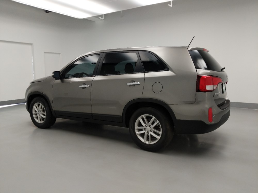 2014 Kia Sorento - Driver Rear Side