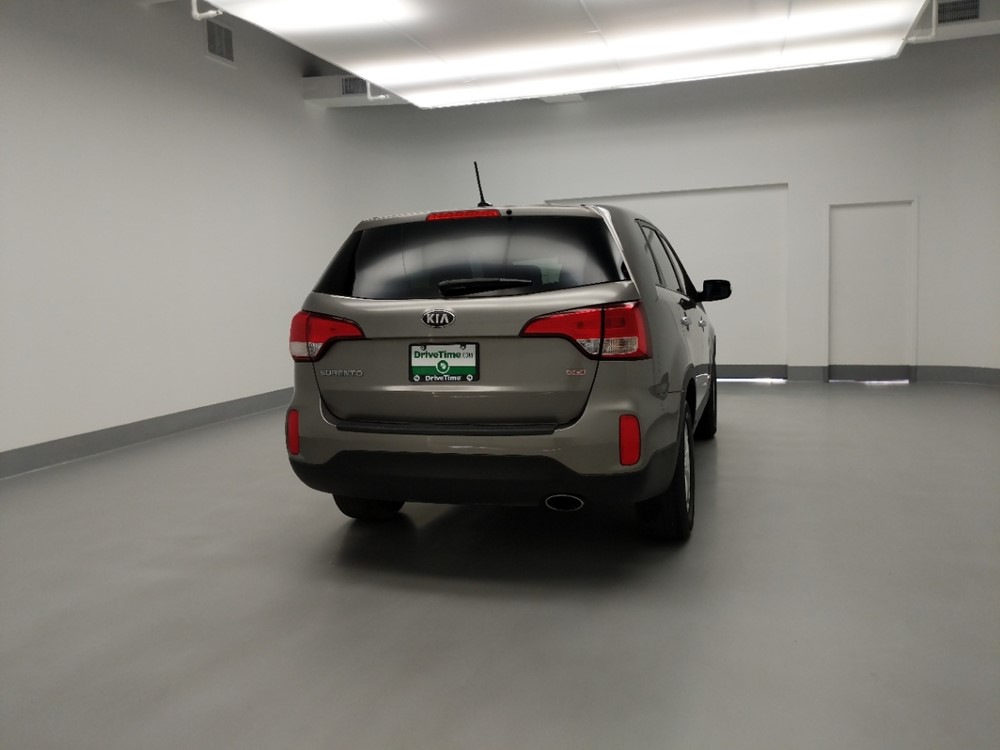 2014 Kia Sorento - Passenger Rear Trunk