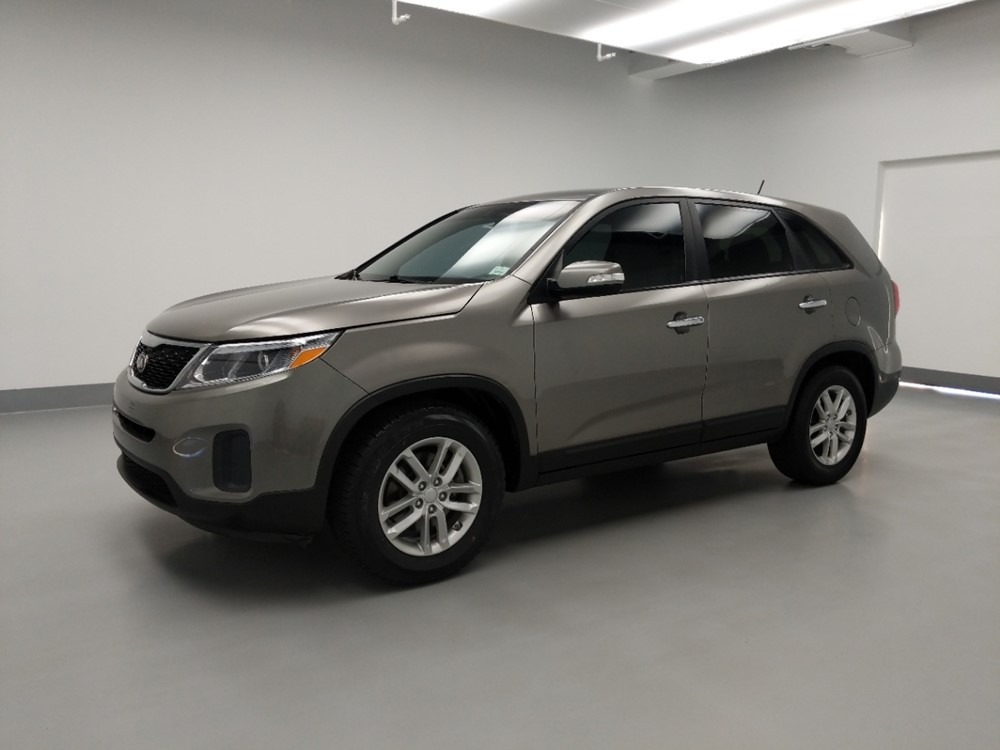 2014 Kia Sorento - Driver Front Side