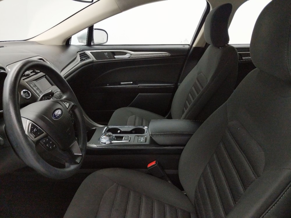 2017 Ford Fusion - Driver Front Seat