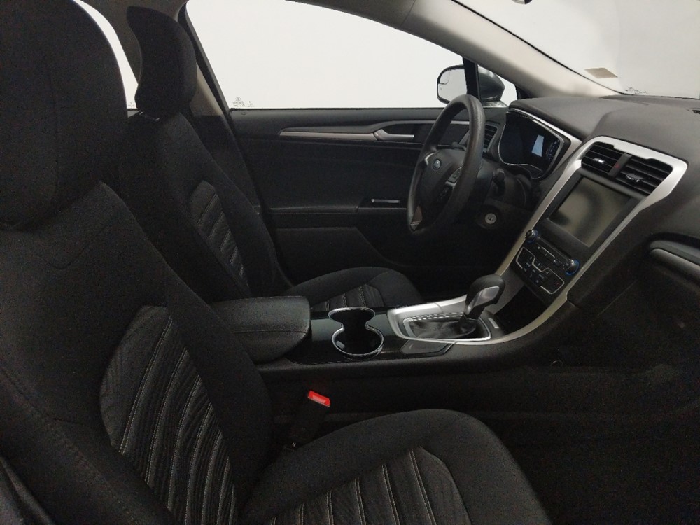 2016 Ford Fusion - Passenger Front Seat