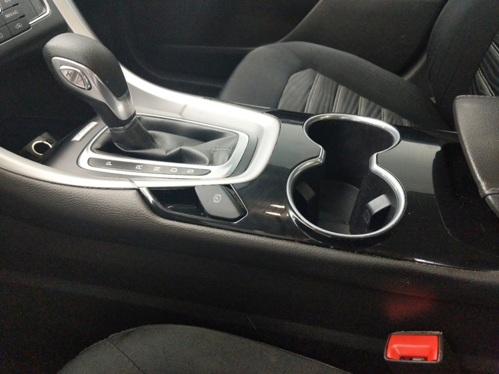 2016 Ford Fusion - Center Console/Cup Holders
