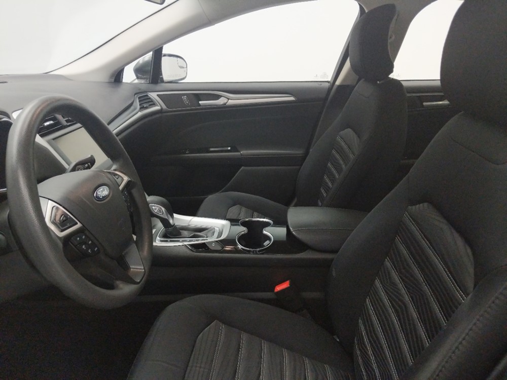 2016 Ford Fusion - Driver Front Seat
