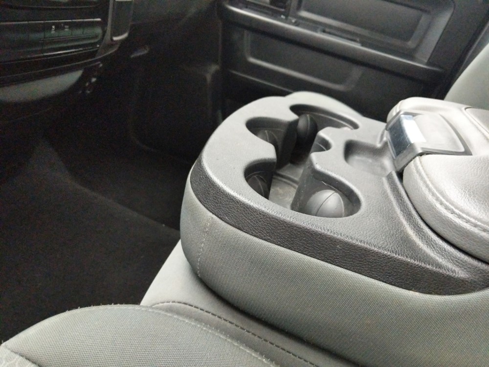 2017 Dodge Ram 1500 - Center Console/Cup Holders