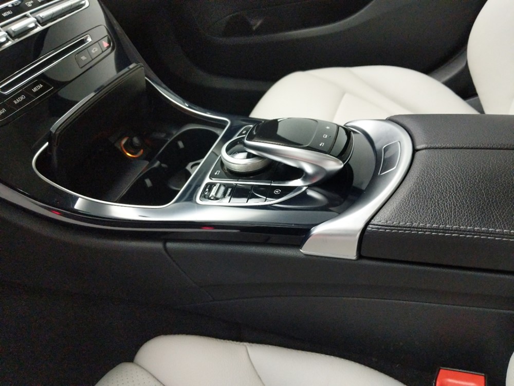 2016 Mercedes-Benz C300 - Center Console/Cup Holders