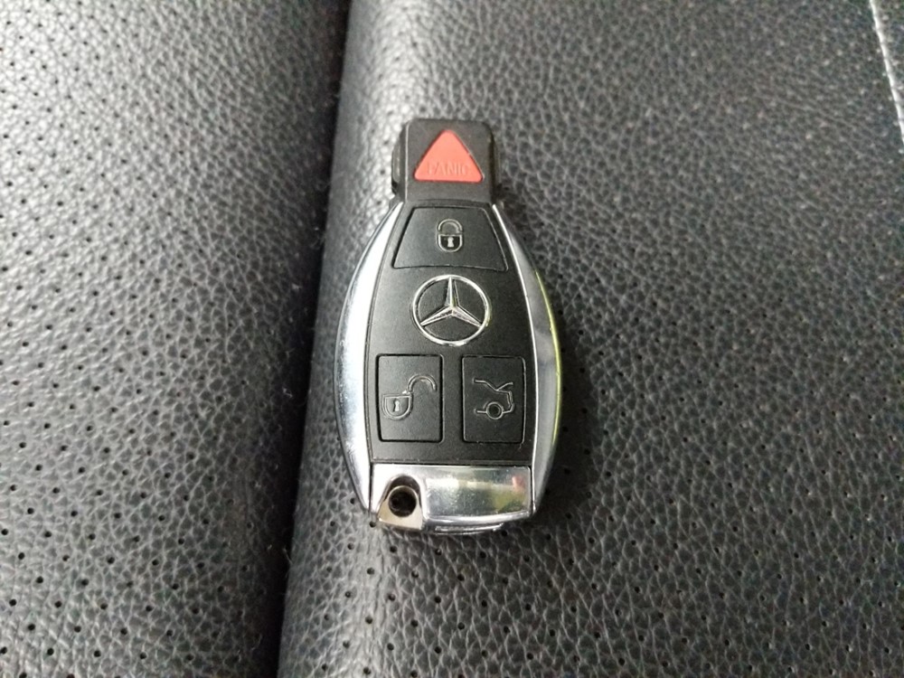 2016 Mercedes-Benz C300 - Keys