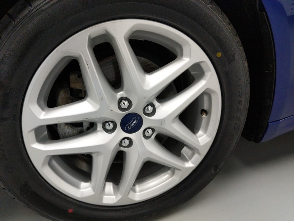 2015 Ford Fusion - Wheel