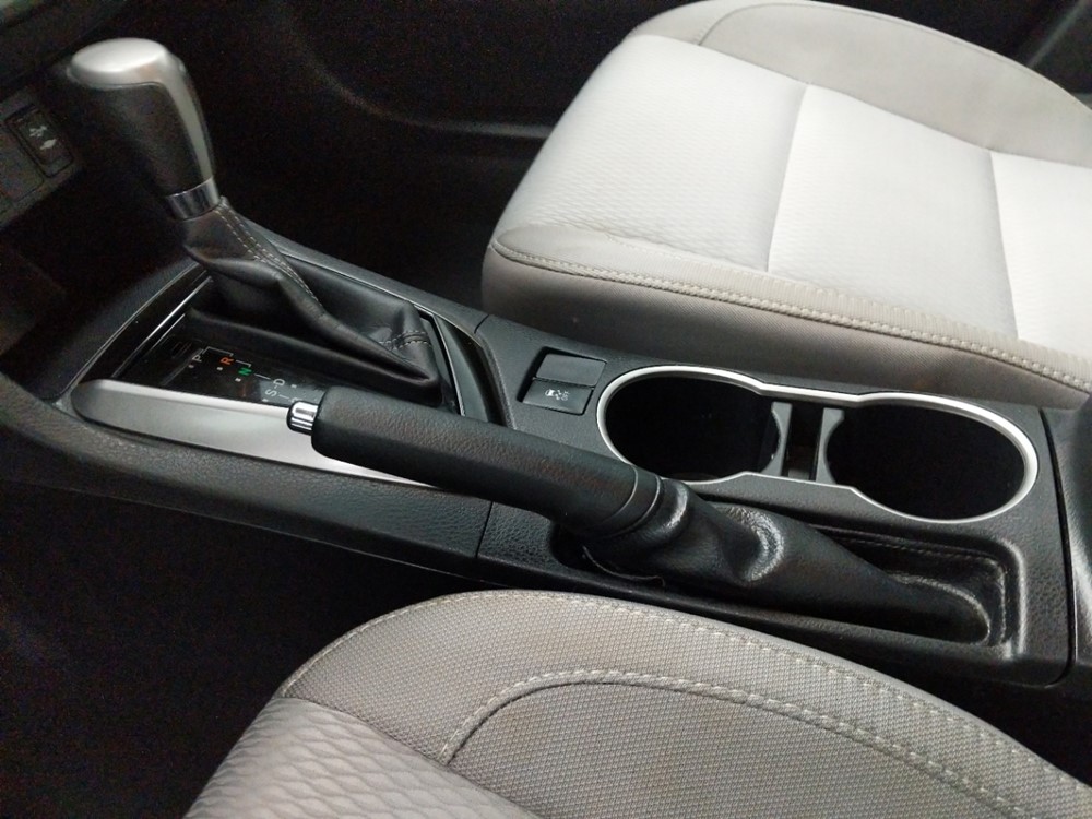 2016 Toyota Corolla - Center Console/Cup Holders