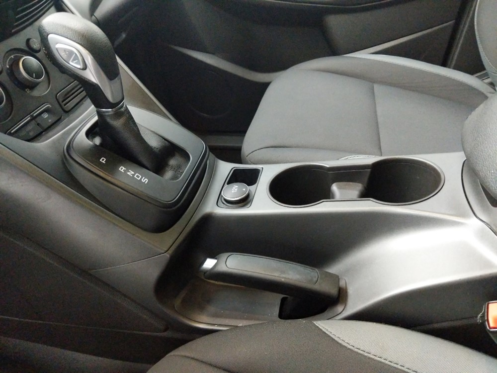 2016 Ford Escape - Center Console/Cup Holders