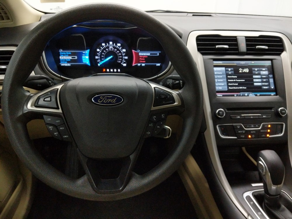 2016 Ford Fusion - Driver Dash