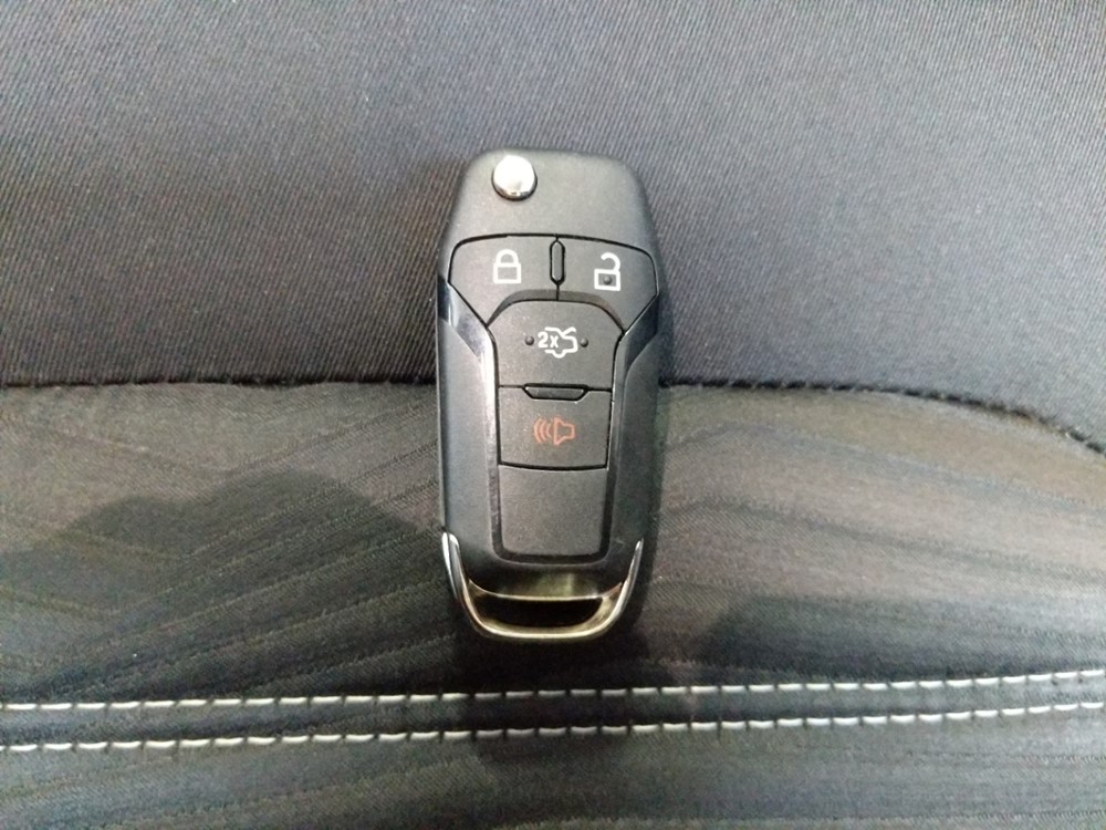 2016 Ford Fusion - Keys