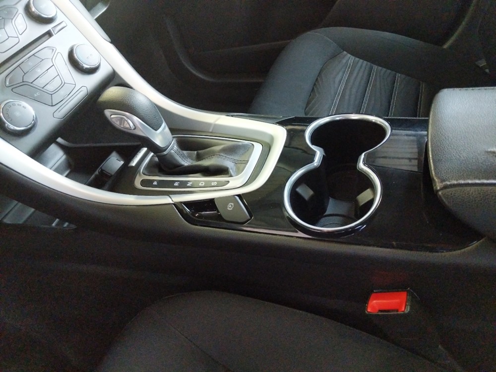 2016 Ford Fusion - Center Console/Cup Holders