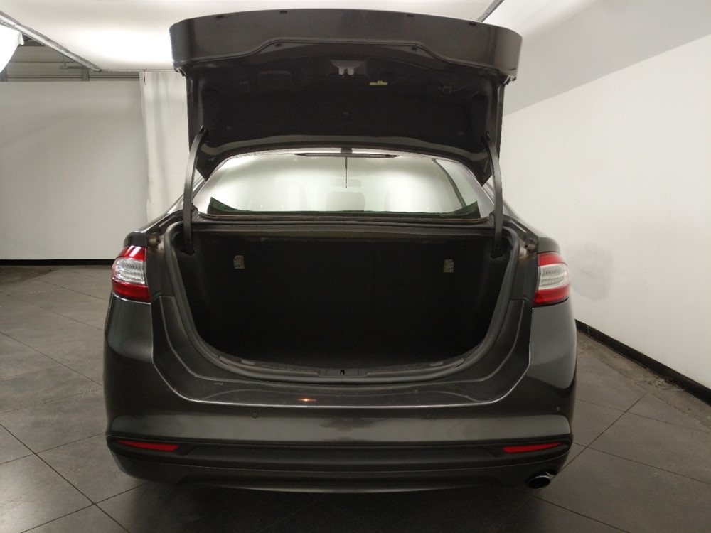 2016 Ford Fusion - Trunk