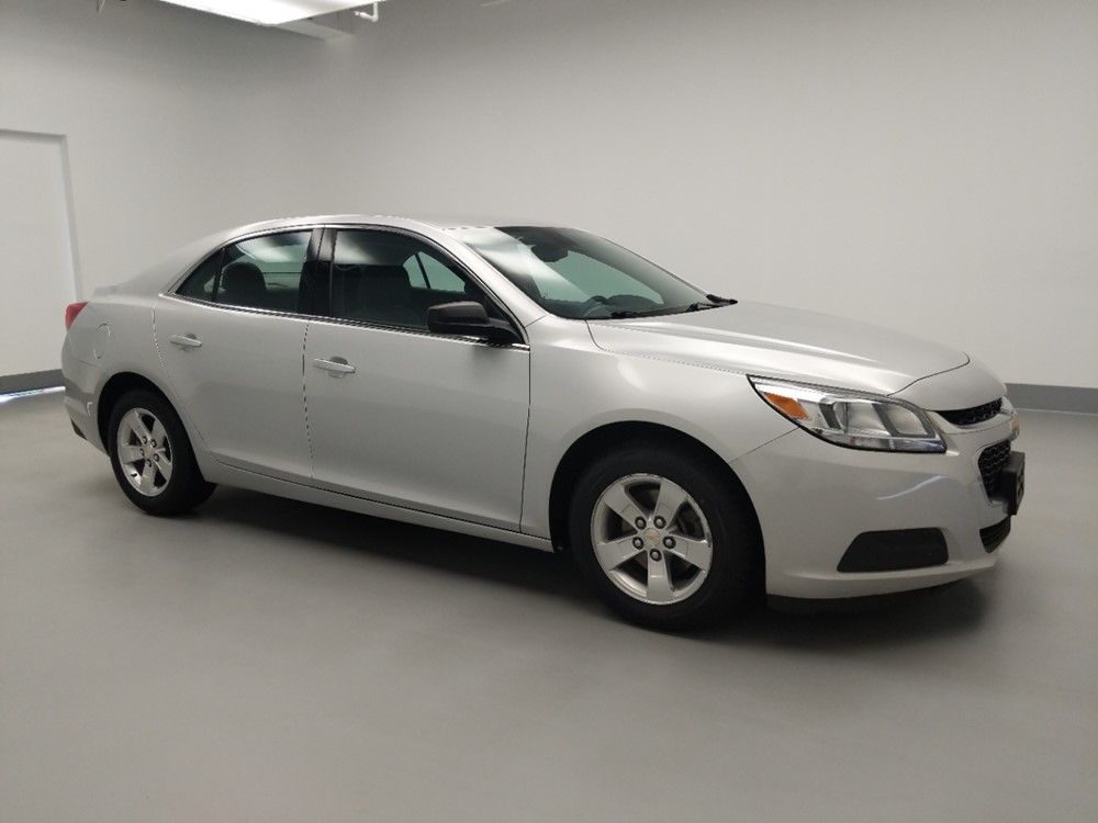 2016 Chevrolet Malibu - Passenger Front Side