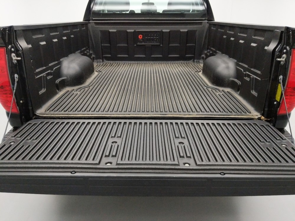 2017 Toyota Tundra - Trunk