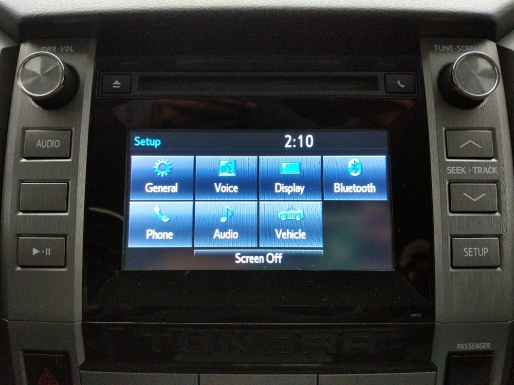 2017 Toyota Tundra - Stereo Package