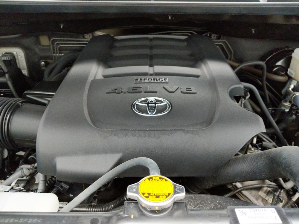2017 Toyota Tundra - Engine