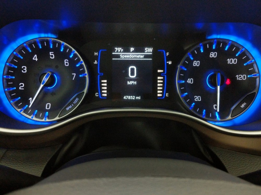 2018 Chrysler Pacifica - Odometer Close Up