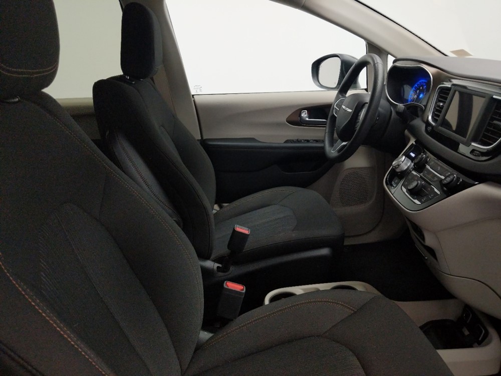 2018 Chrysler Pacifica - Passenger Front Seat