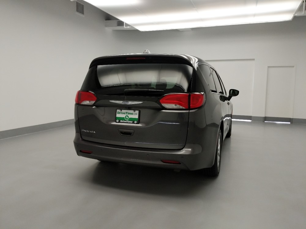 2018 Chrysler Pacifica - Passenger Rear Trunk