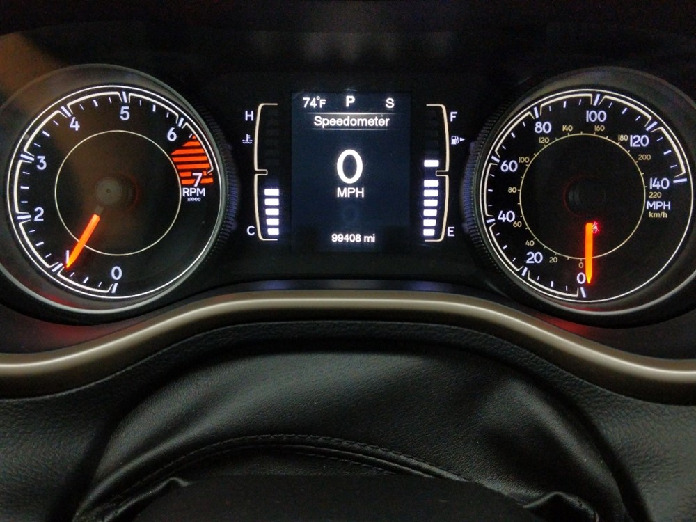 2016 Jeep Cherokee - Odometer Close Up