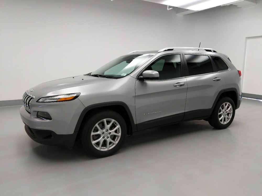 2016 Jeep Cherokee - Driver Front Side