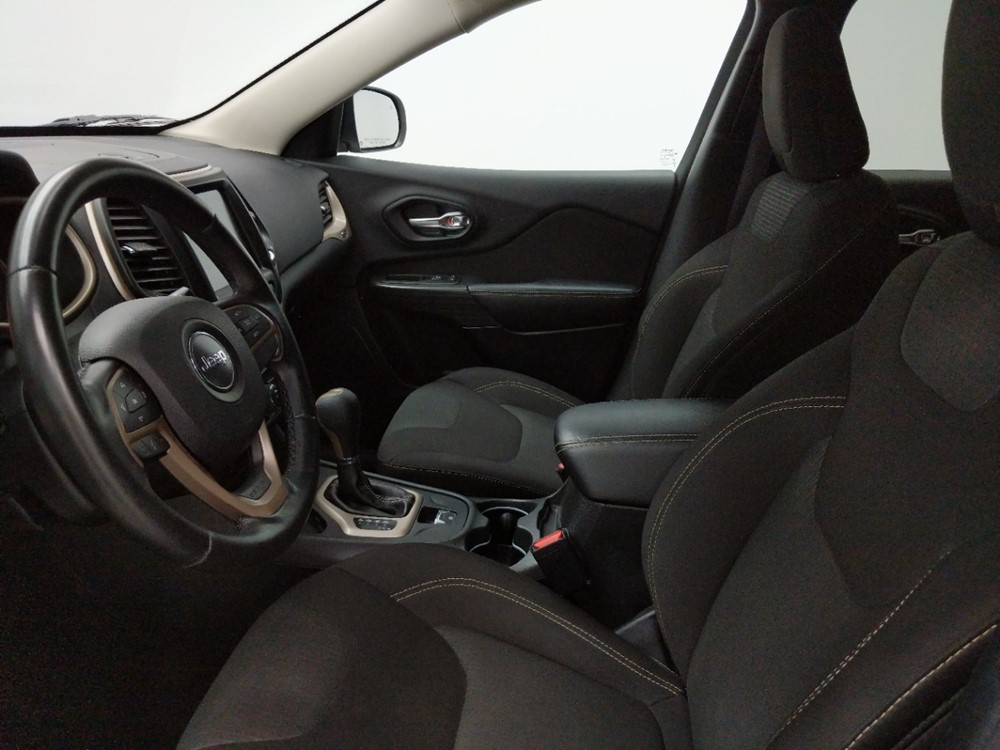 2016 Jeep Cherokee - Driver Front Seat