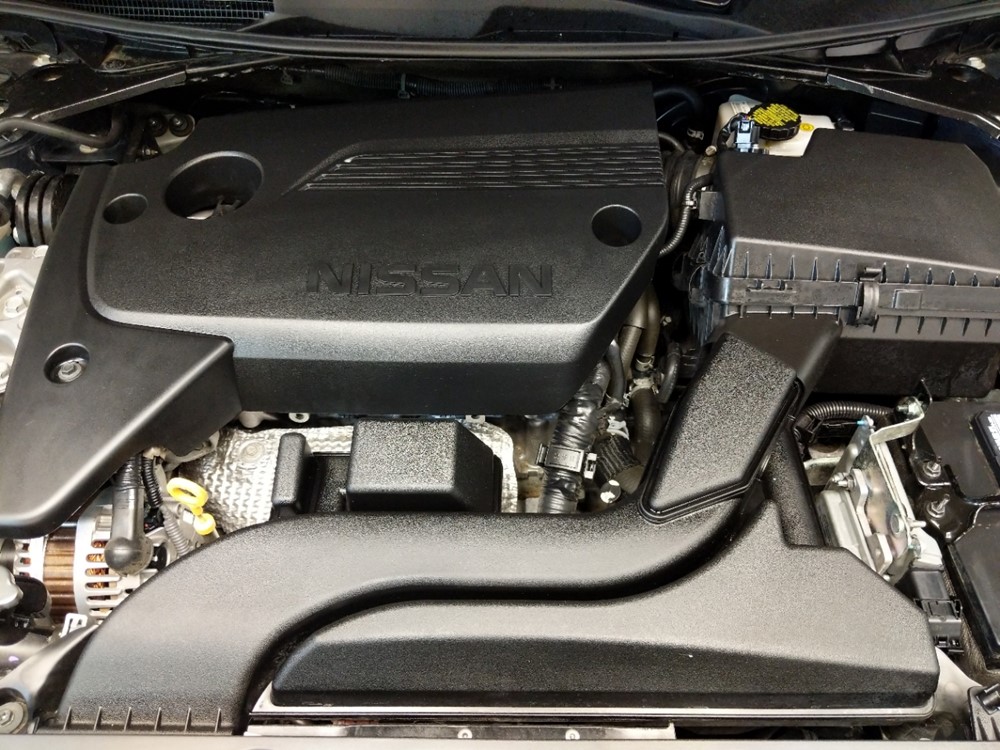 2017 Nissan Altima - Engine