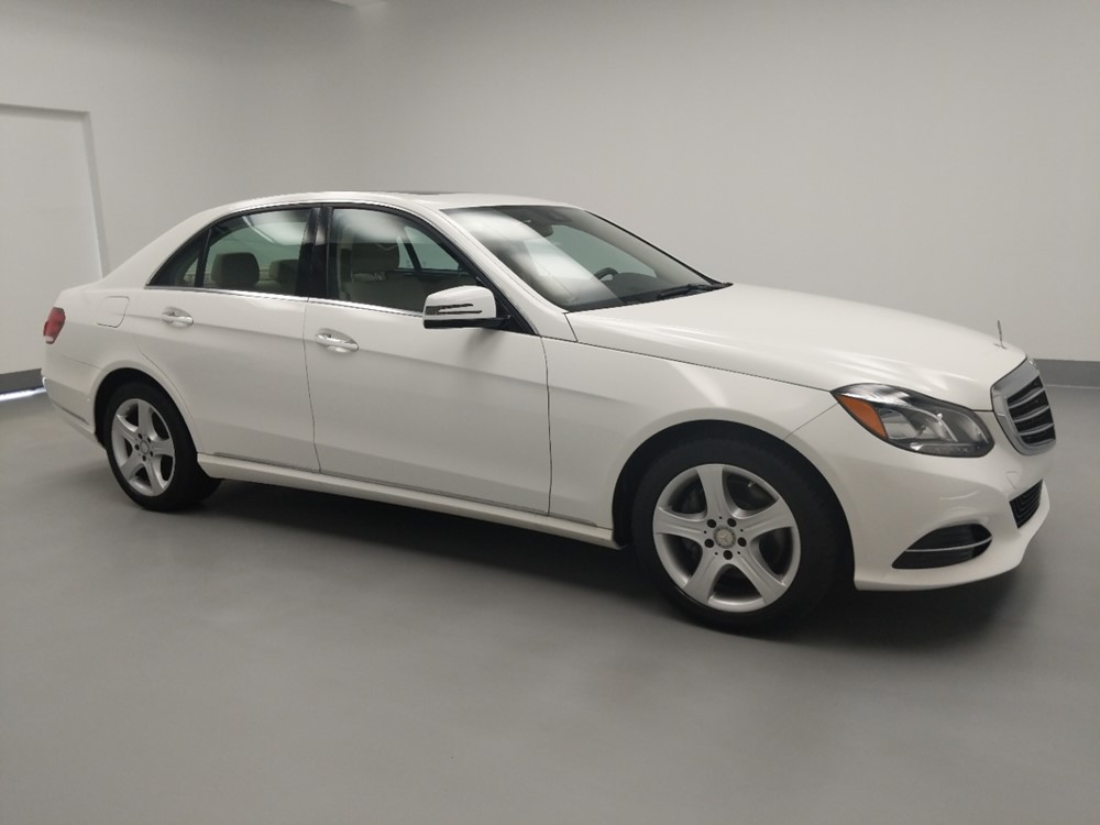 2016 Mercedes-Benz E350 - Passenger Front Side