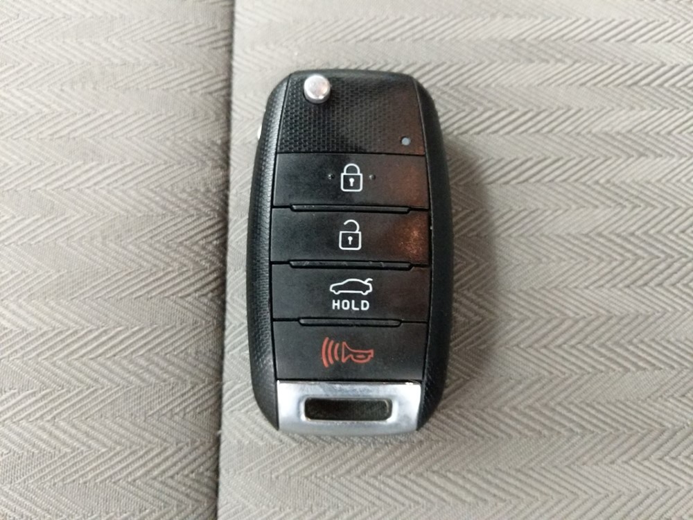 2016 Kia Forte - Keys