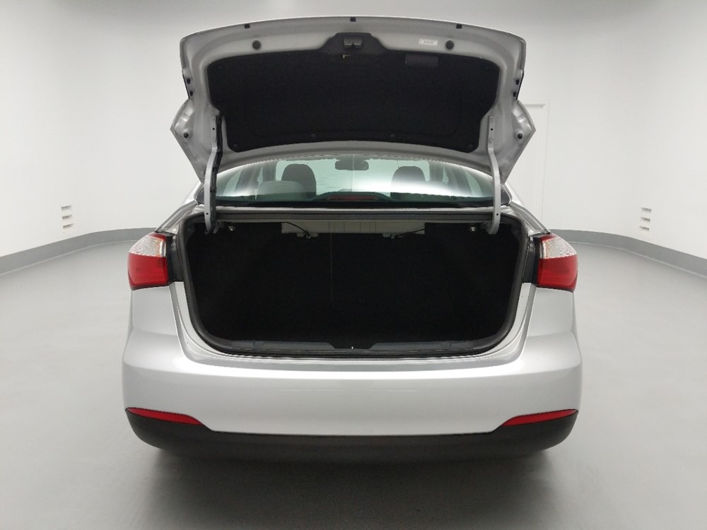 2016 Kia Forte - Trunk