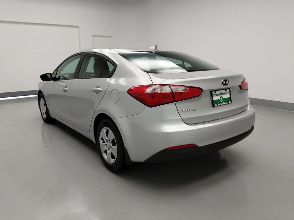 2016 Kia Forte - Driver Rear Bumper