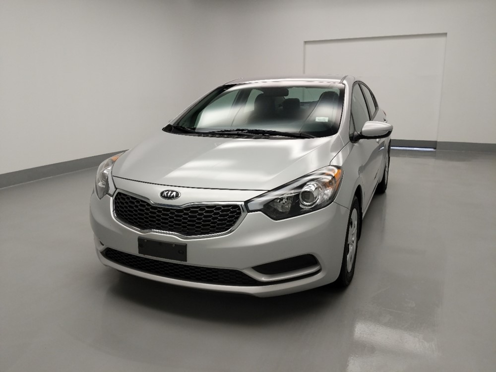 2016 Kia Forte - Driver Front Hood