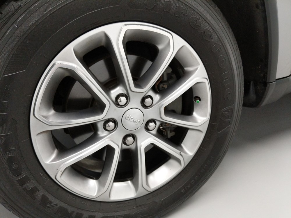 2015 Jeep Grand Cherokee - Wheel