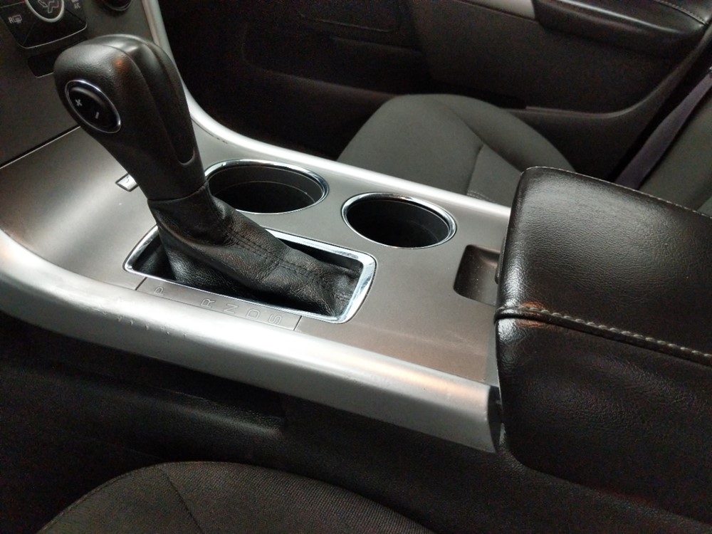 2013 Ford Edge - Center Console/Cup Holders
