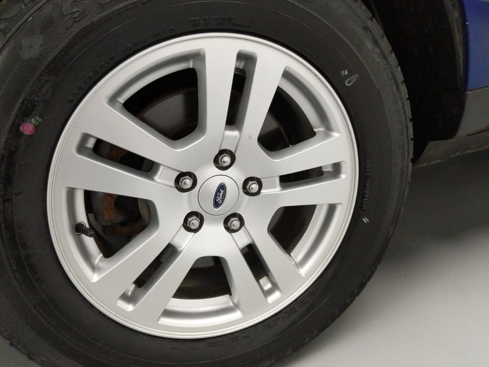 2013 Ford Edge - Wheel